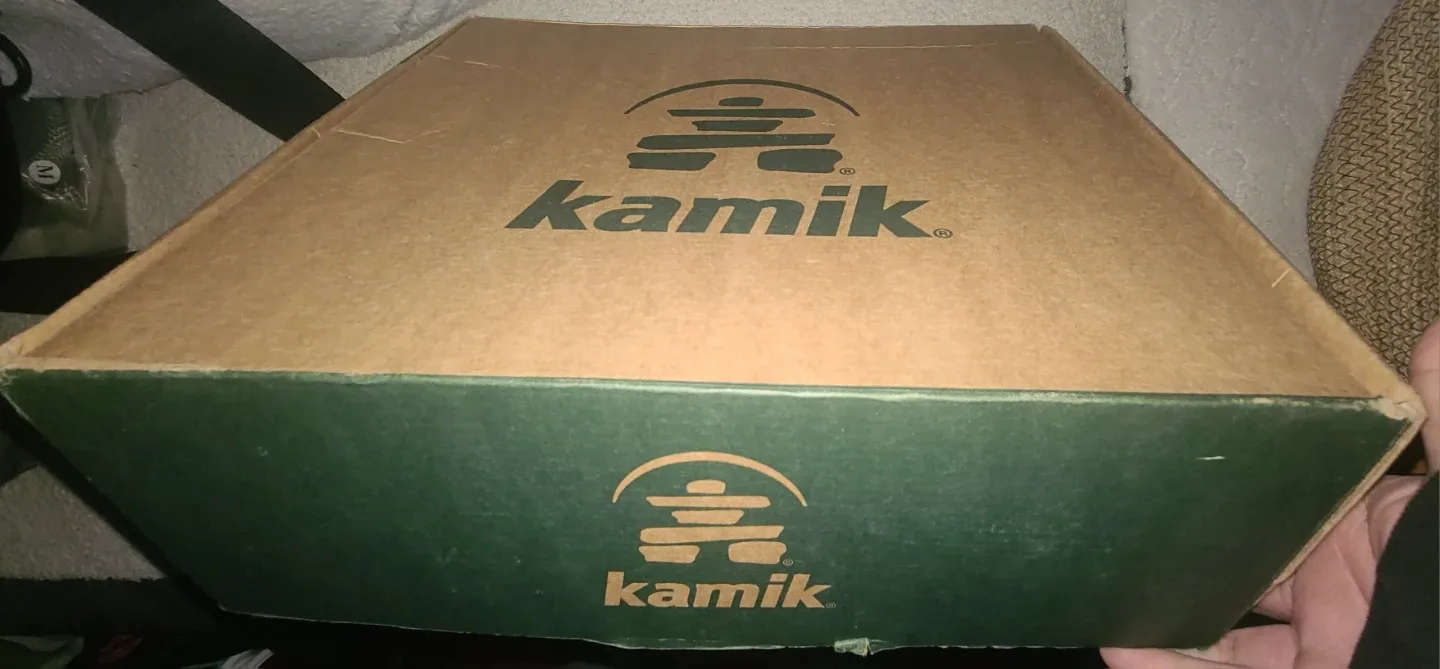 Kamik womans Brown Leather Boots image indicator(5)