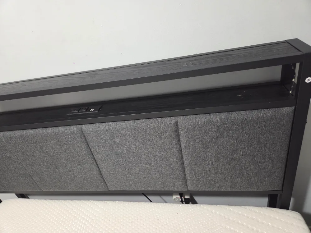 Queen Size Bed Frame with Mattress image indicator(3)