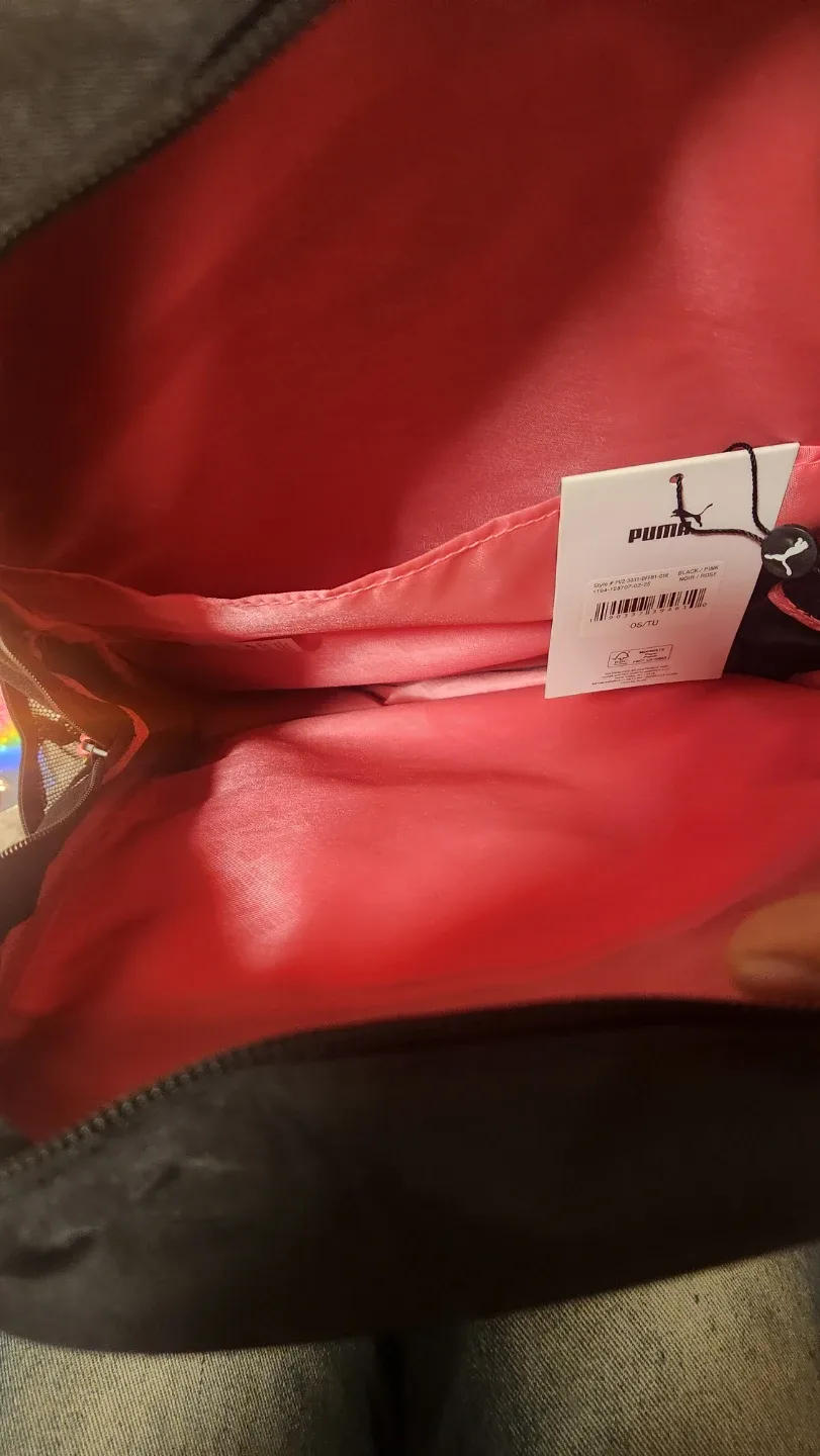 Puma Backpack and lunch bag - Black and Pink image indicator(7)