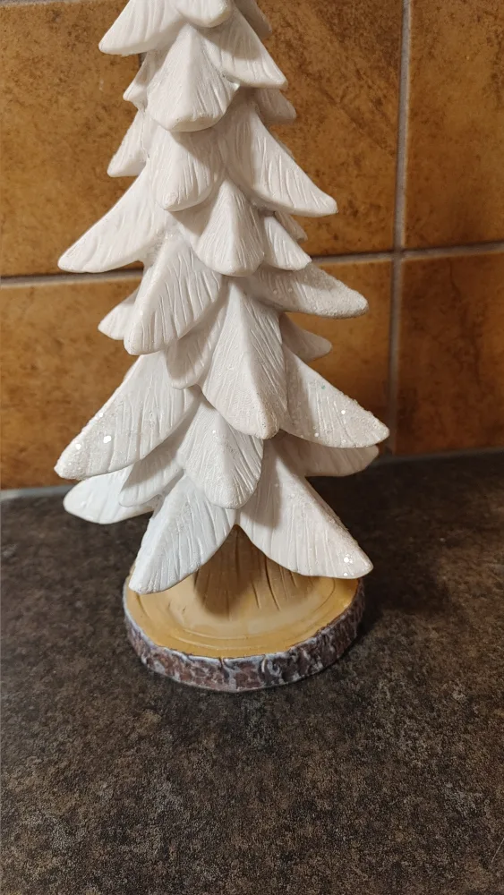 White Decorative Christmas Tree image indicator(2)