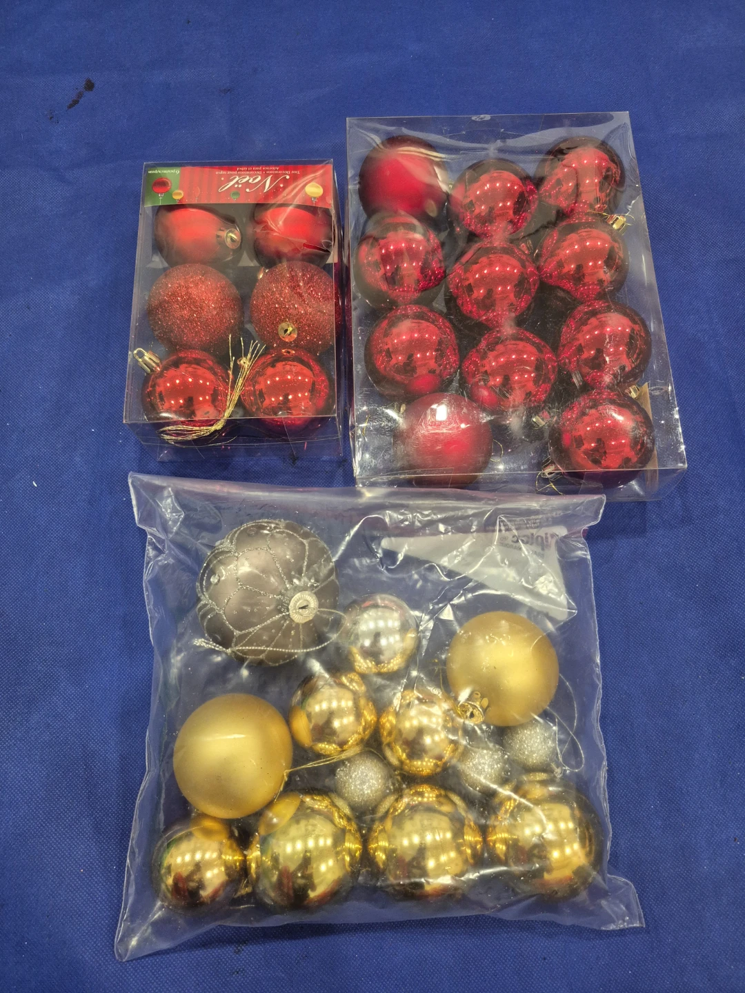 Christmas Tree Skirt & Holiday Decorations - photo 5
