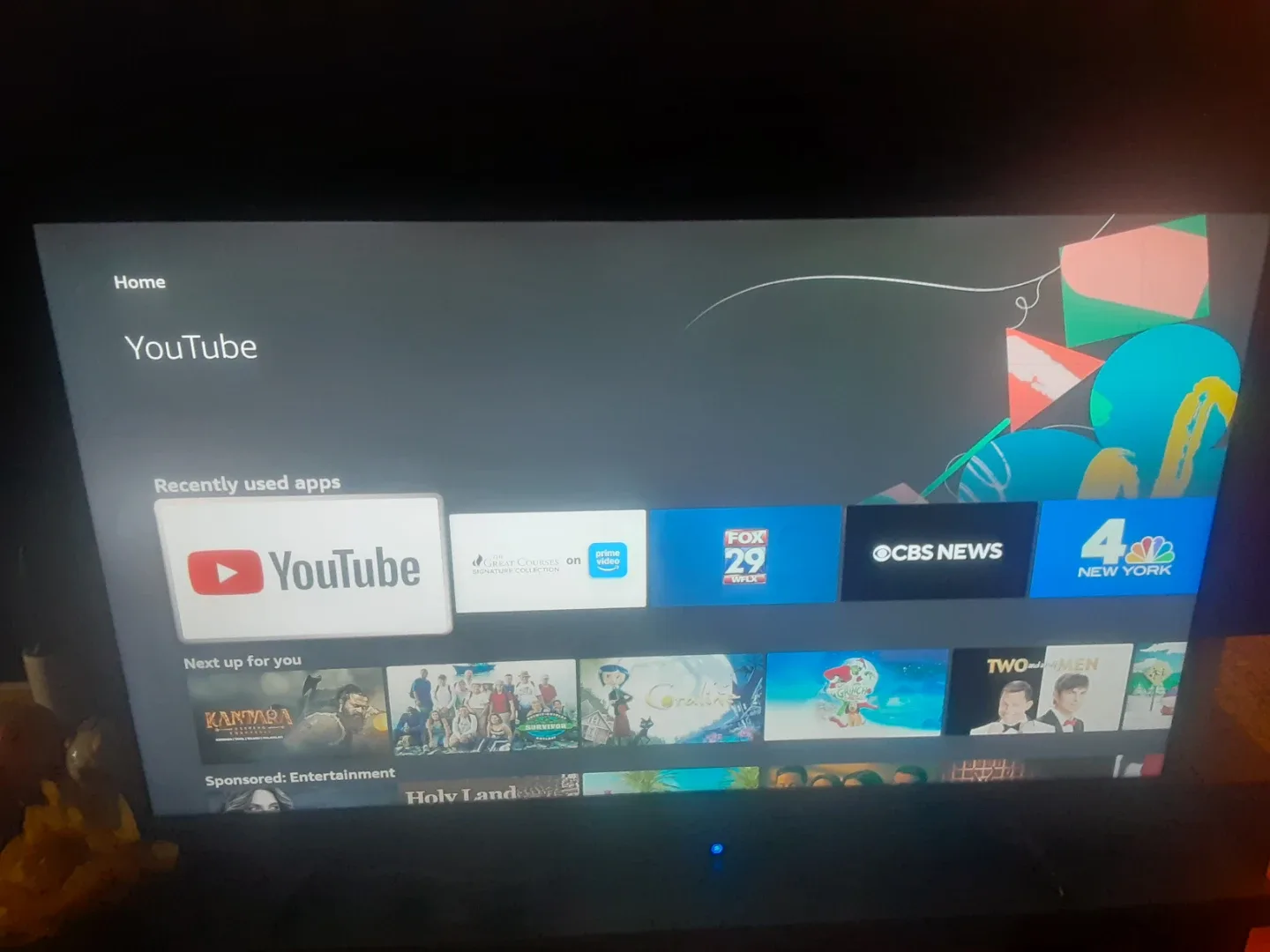 Amazon Fire TV Edition 43" LED 1080p in the box image indicator(3)