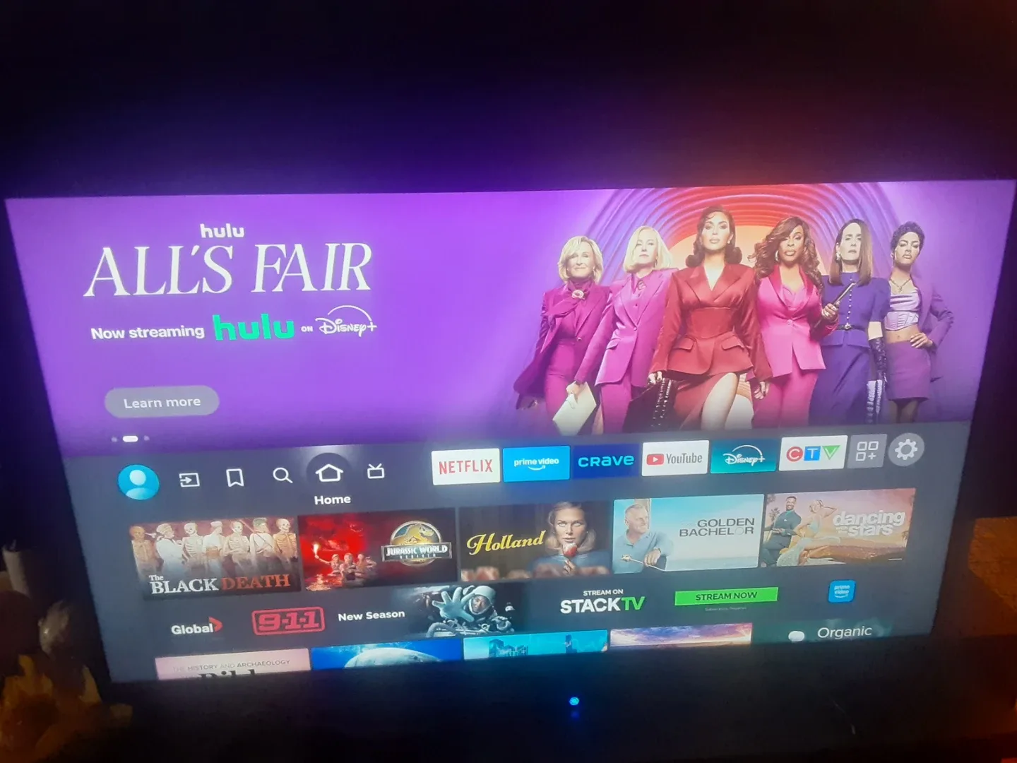 Amazon Fire TV Edition 43" LED 1080p in the box image indicator(4)