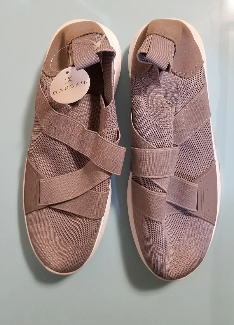 NWT Danskin Women's Gray Cross Band Ultra Light Comfort Slip on image indicator(2)