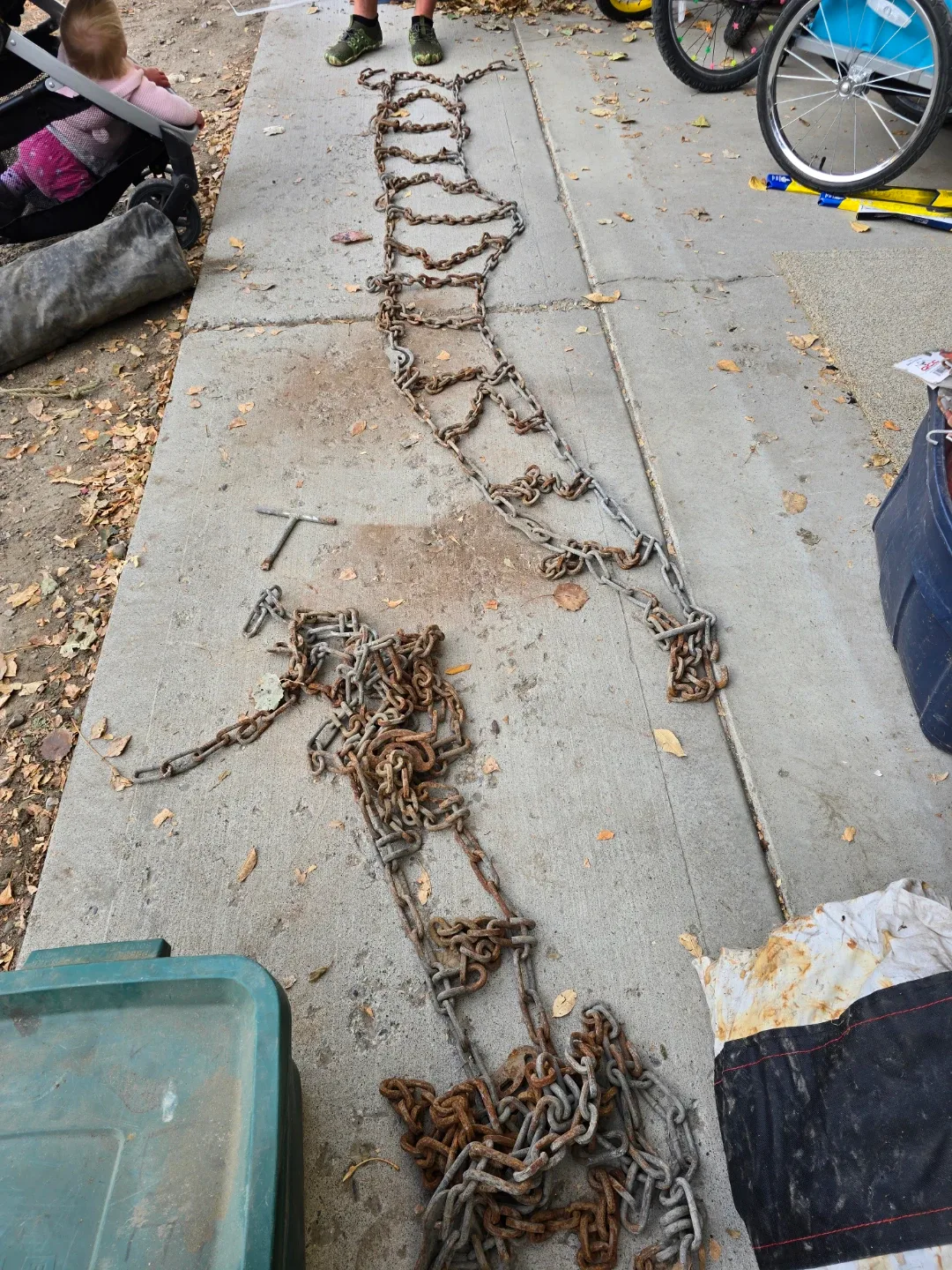 Used Tire Chains - For Traction on Snow/Ice image indicator(3)