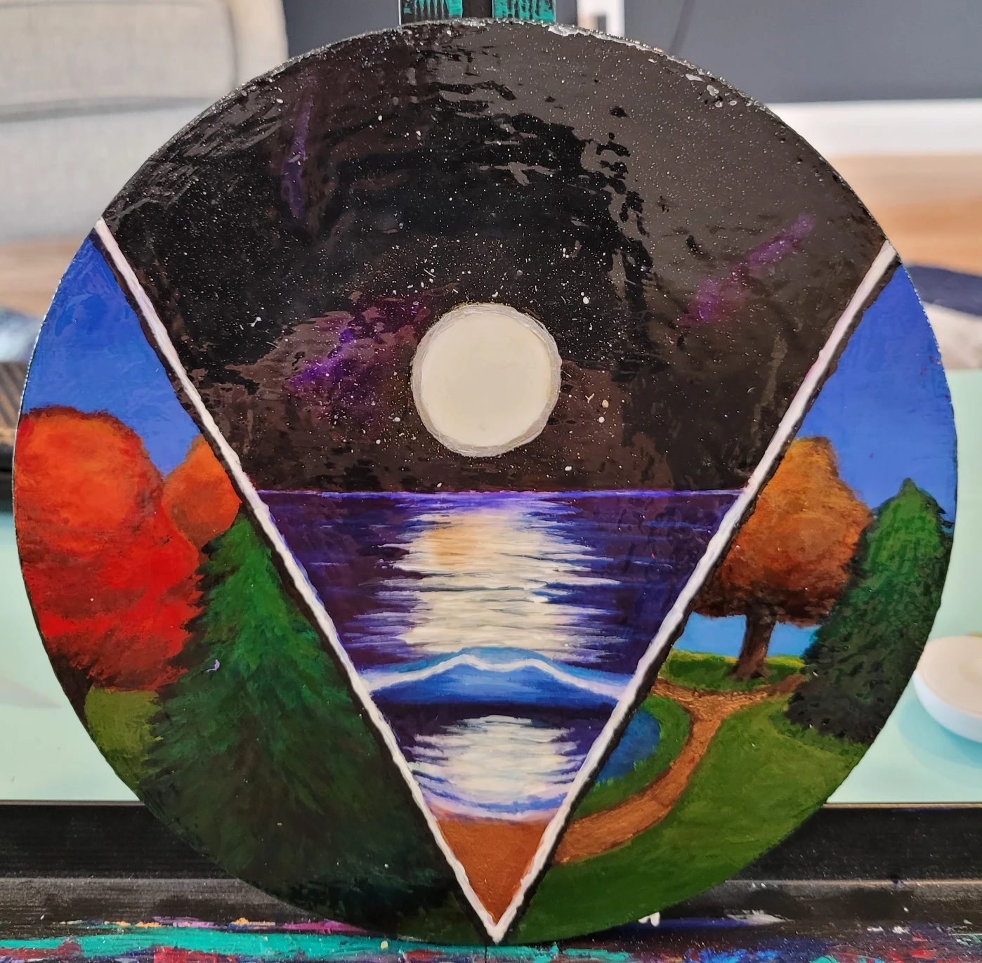 Acrylic Art on Wood Circle - photo 3