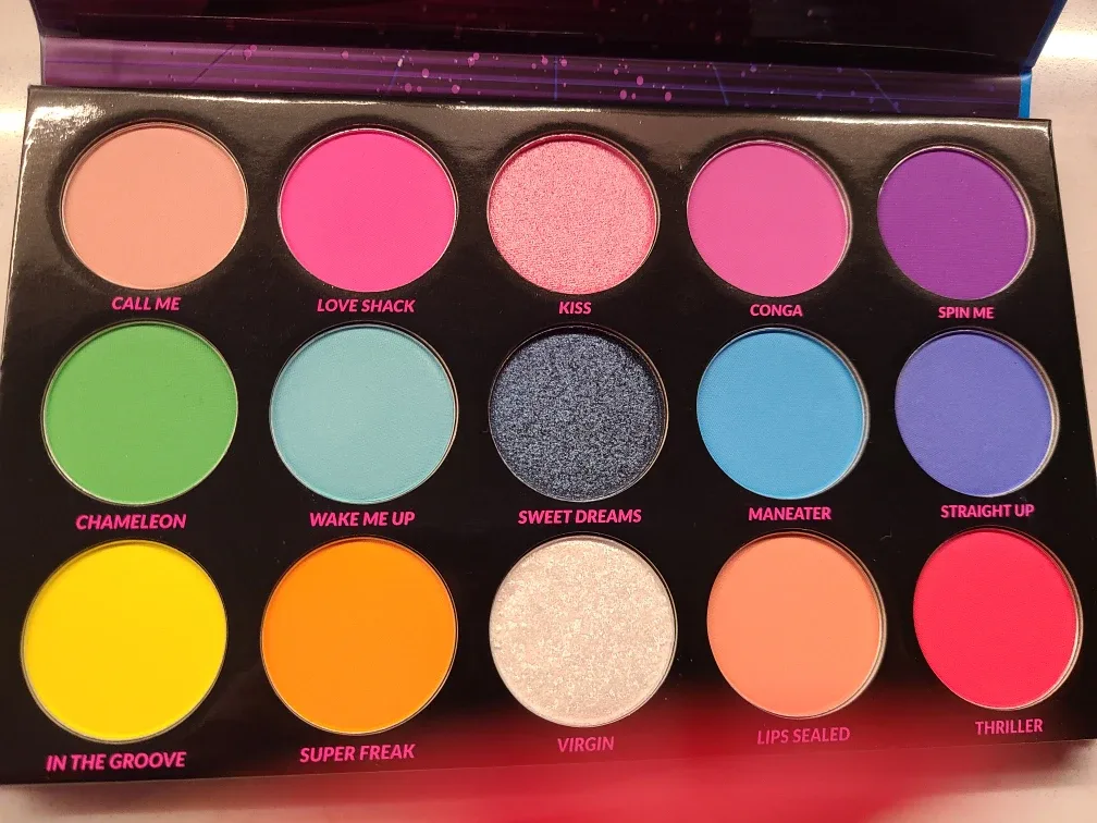 BH Cosmetics 80's Remix Dance 15 Color Shadow Palette image indicator(2)