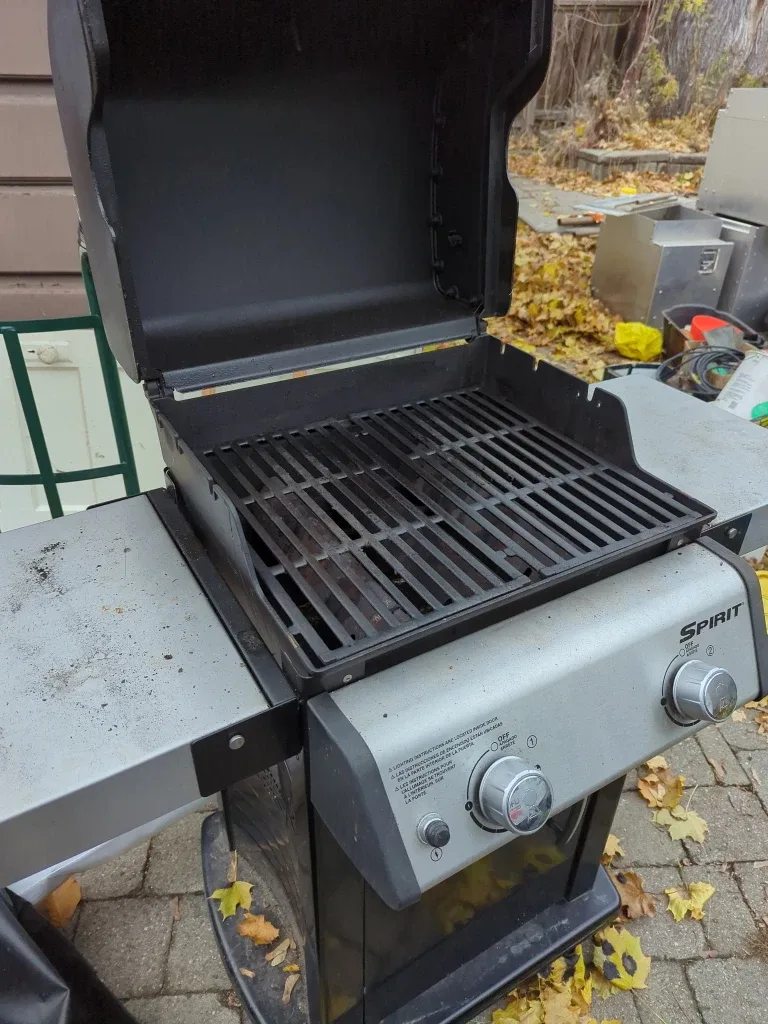 Weber Spirit Gas Grill image indicator(2)
