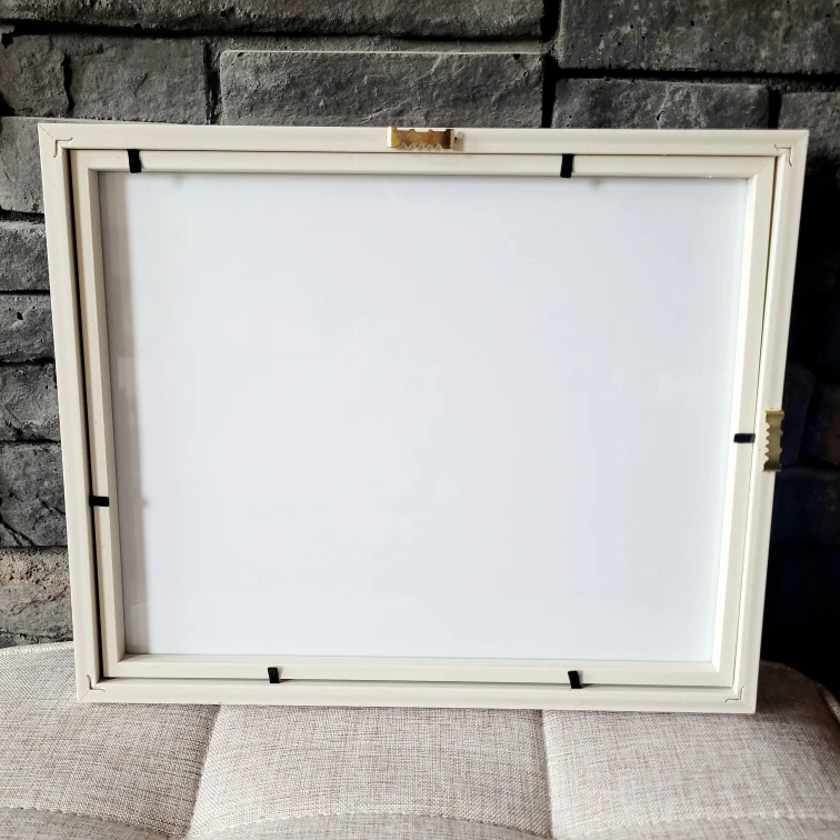 Handmade Canadian Framed Maple Leaf Art - photo 2