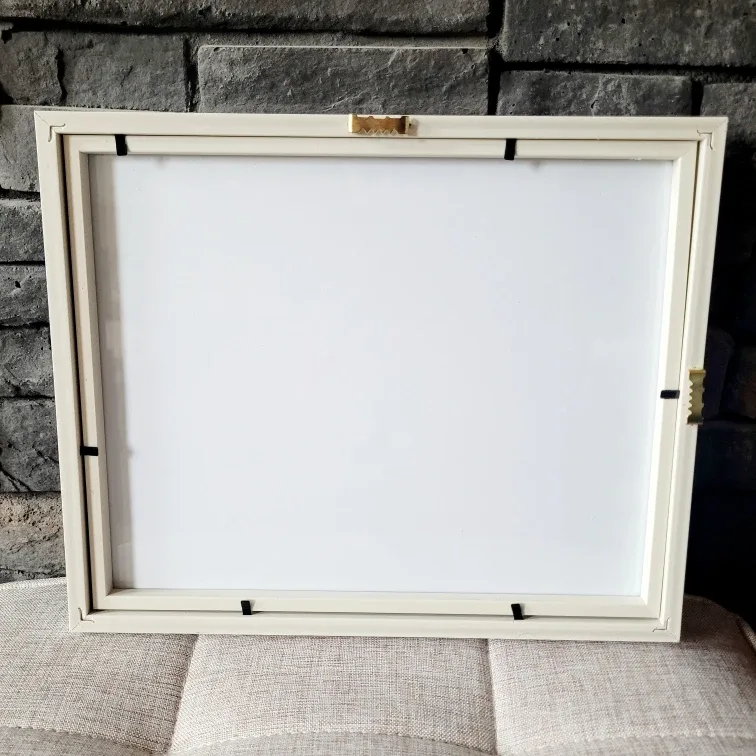 Handmade Framed Maple Leaf Art image indicator(2)