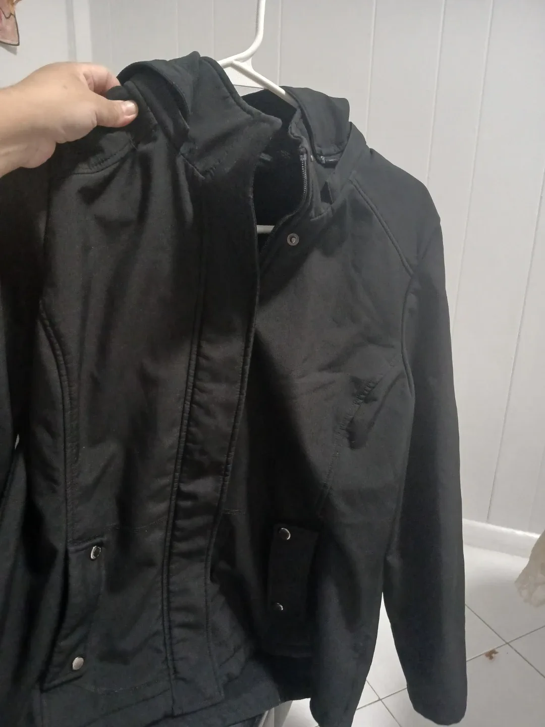 Weatherproof Black Jacket - Size L image indicator(2)