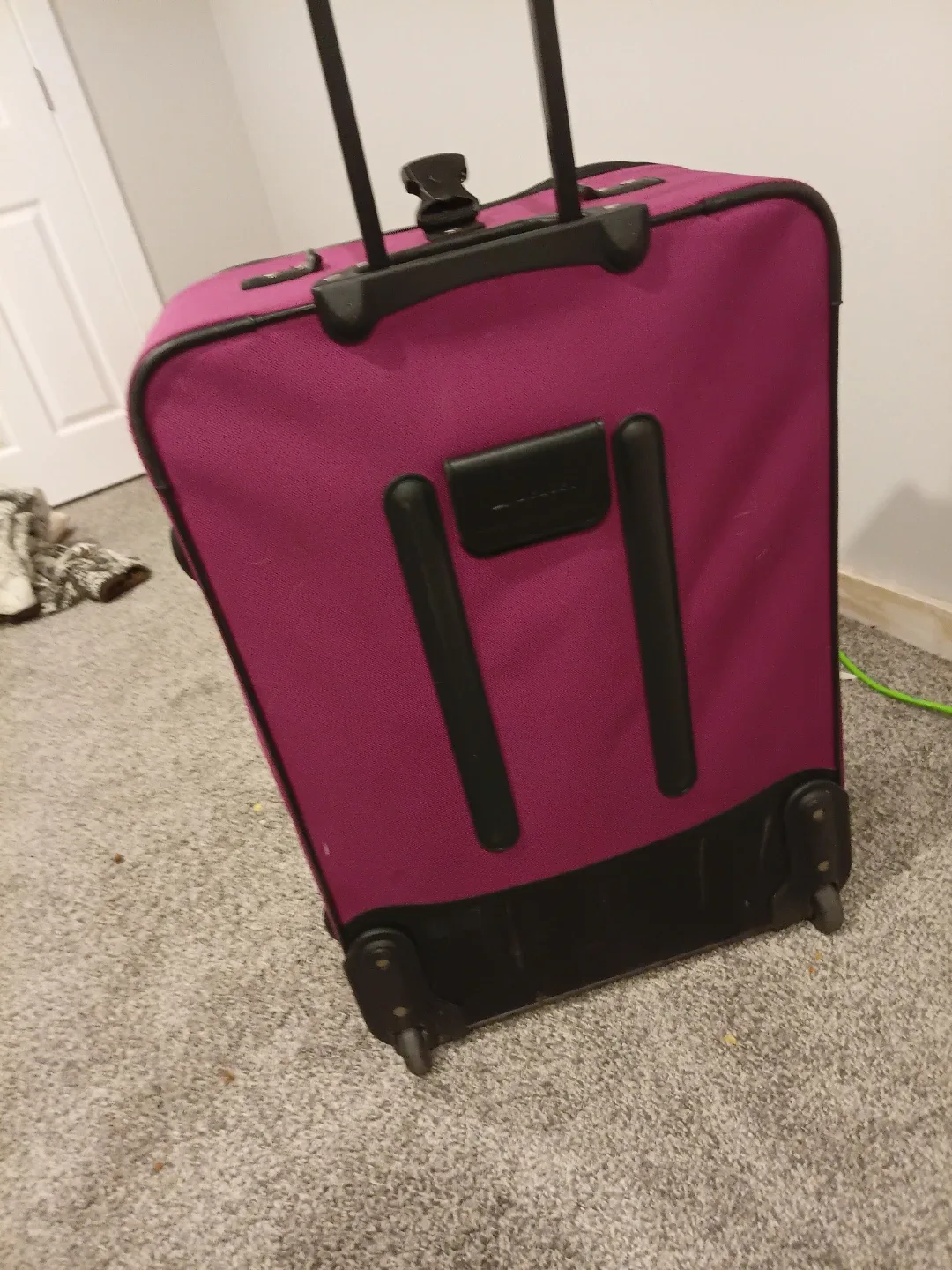 Delsey Purple Carry-On Suitcase image indicator(3)