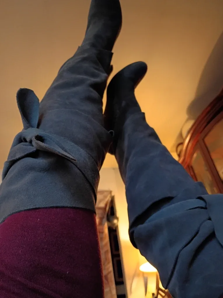 Gray Suede Jeffrey Campbell Libby Wrap Boots sz 7 image indicator(2)