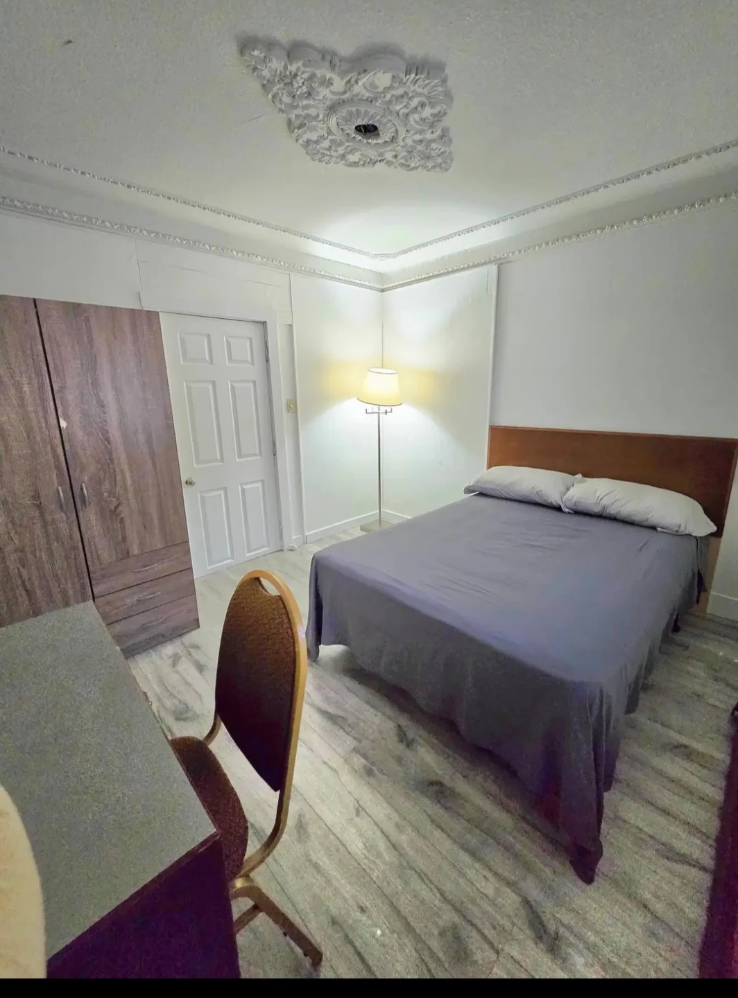 Rent room