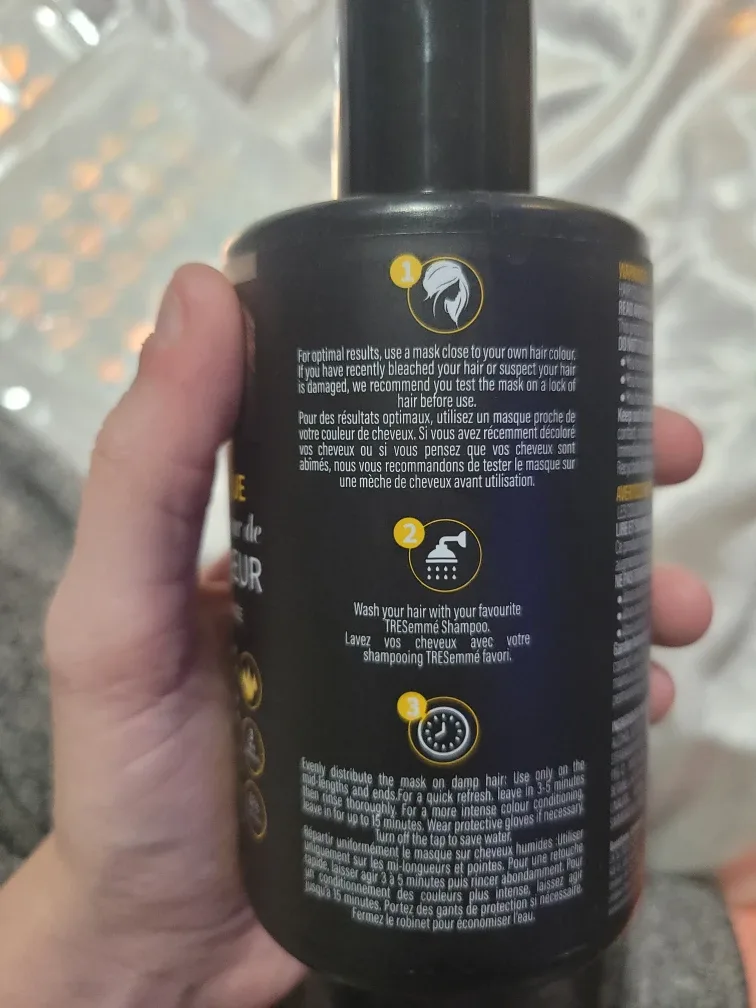 TRESemmé Colour Enhancing Mask - Dark Brunette image indicator(2)