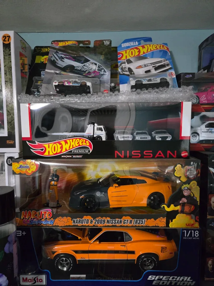 Diecast collection for sale READ