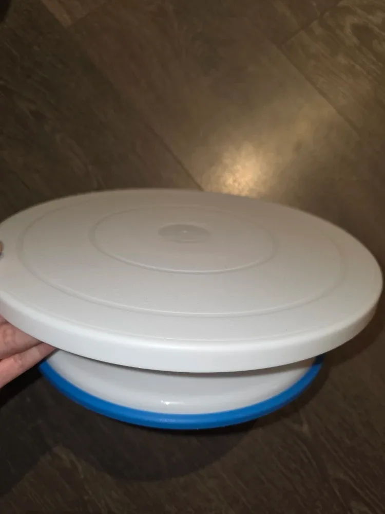 Cake Decorating Turntable