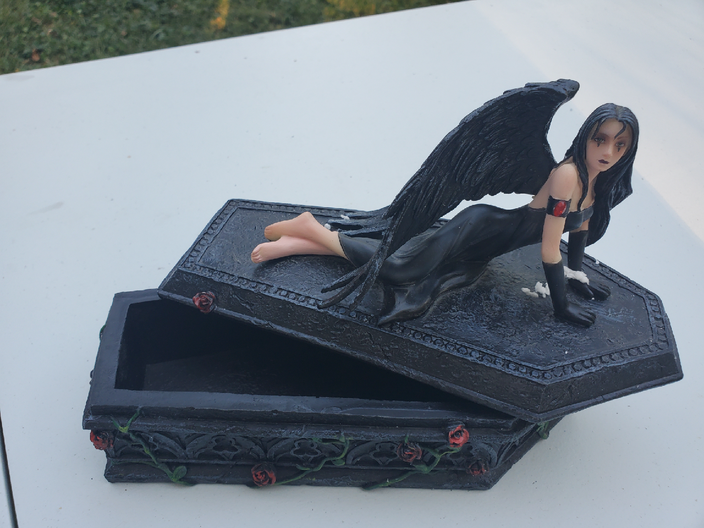 Mystical Creations Tatiana Fairy Coffin Figurine - photo 3