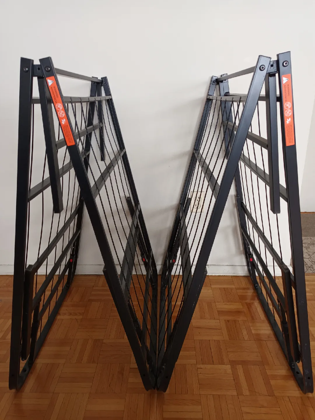 Foldable Bed Frame (Steel) Queen Size + wing nuts, screws image indicator(8)