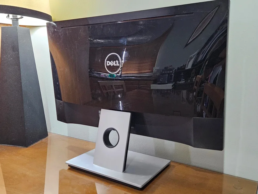 Dell Gaming 24 Inch WLED FHD Monitor with HDMI image indicator(8)