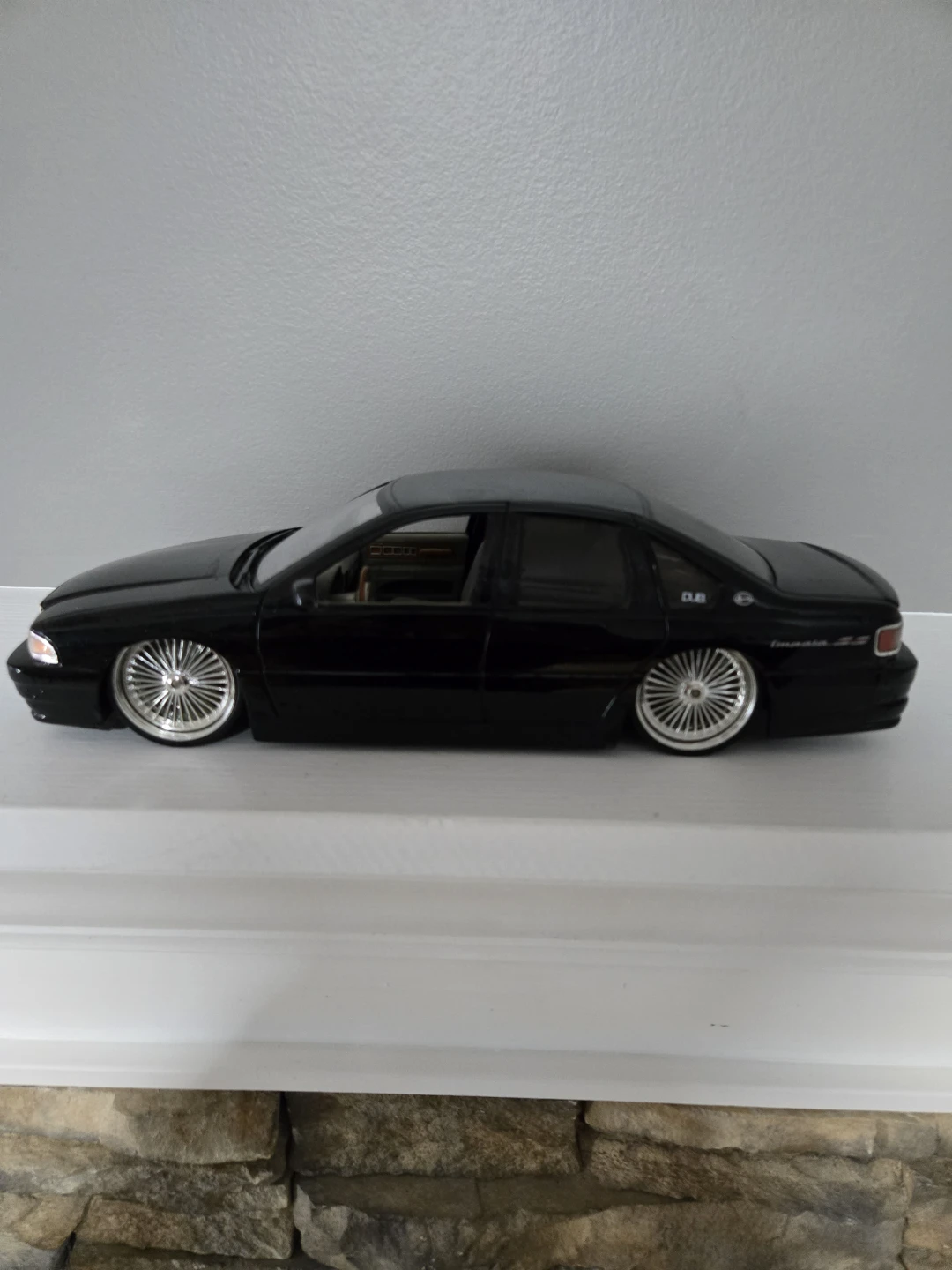 Chevrolet Impala SS DUB 1/18 Scale Diecast Car