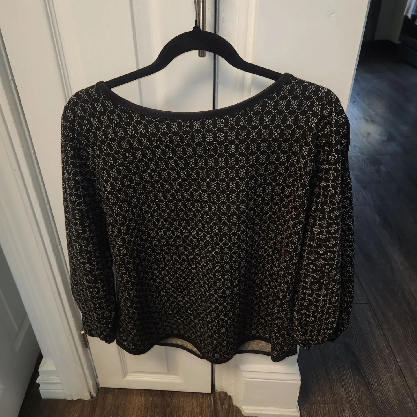 Max Studio London Black Patterned Top - Size L