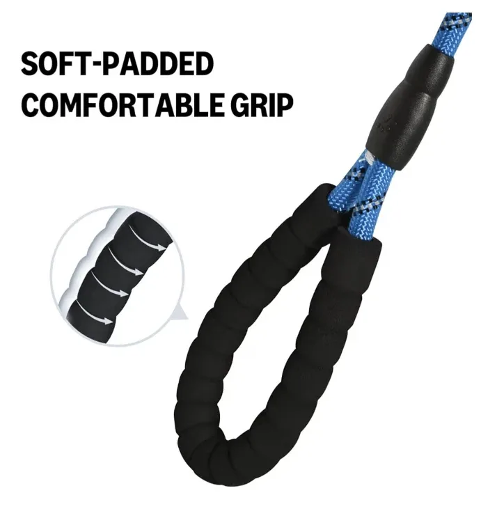 Dog Leash with Soft Padded Grip image indicator(3)