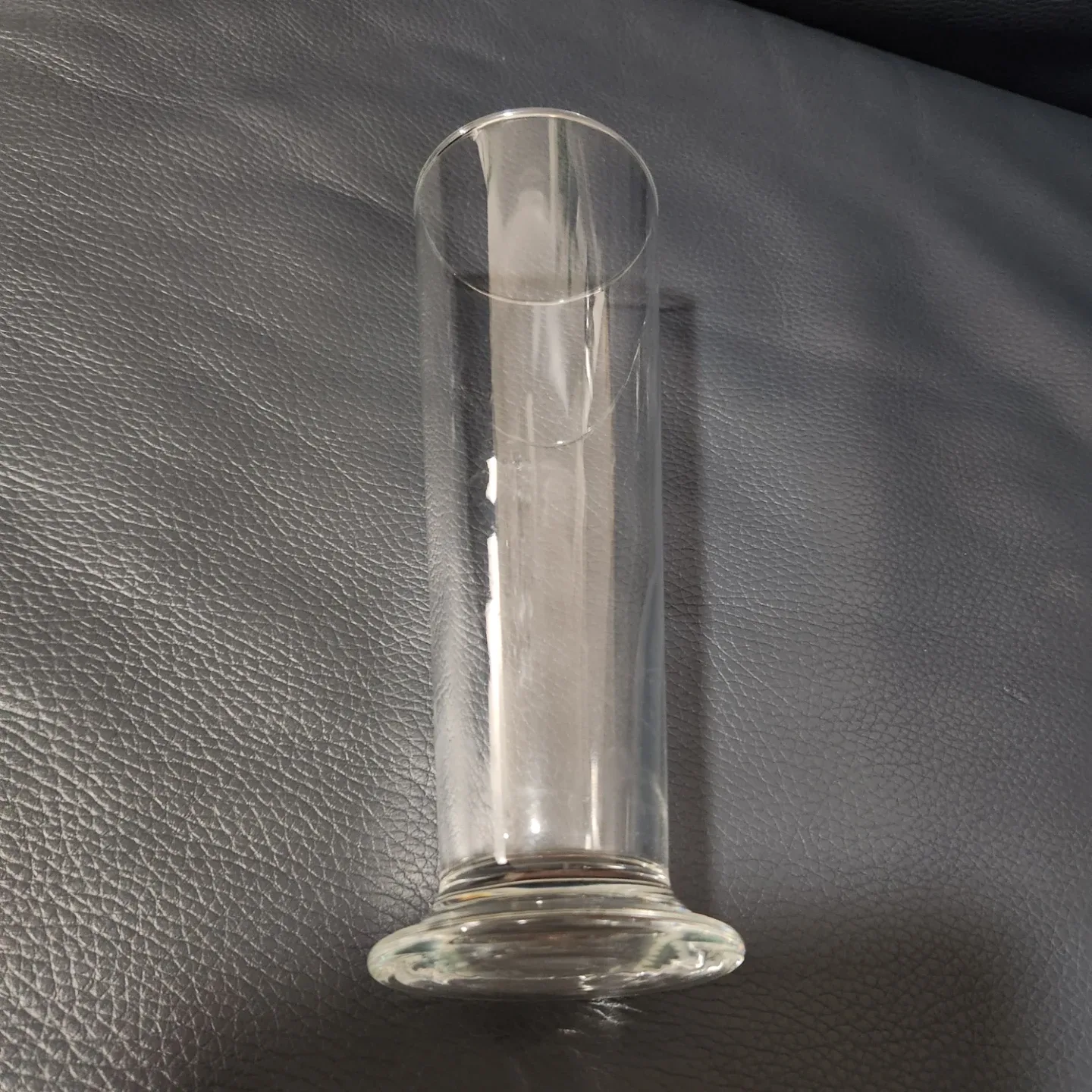 Tall Clear Glass Vase image indicator(2)