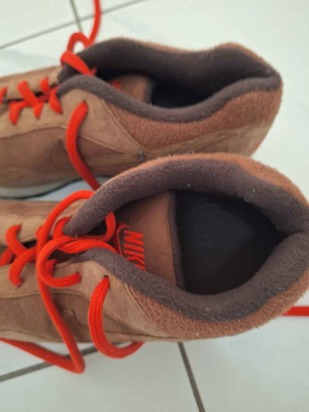 Nike Brown Sneakers - photo 2