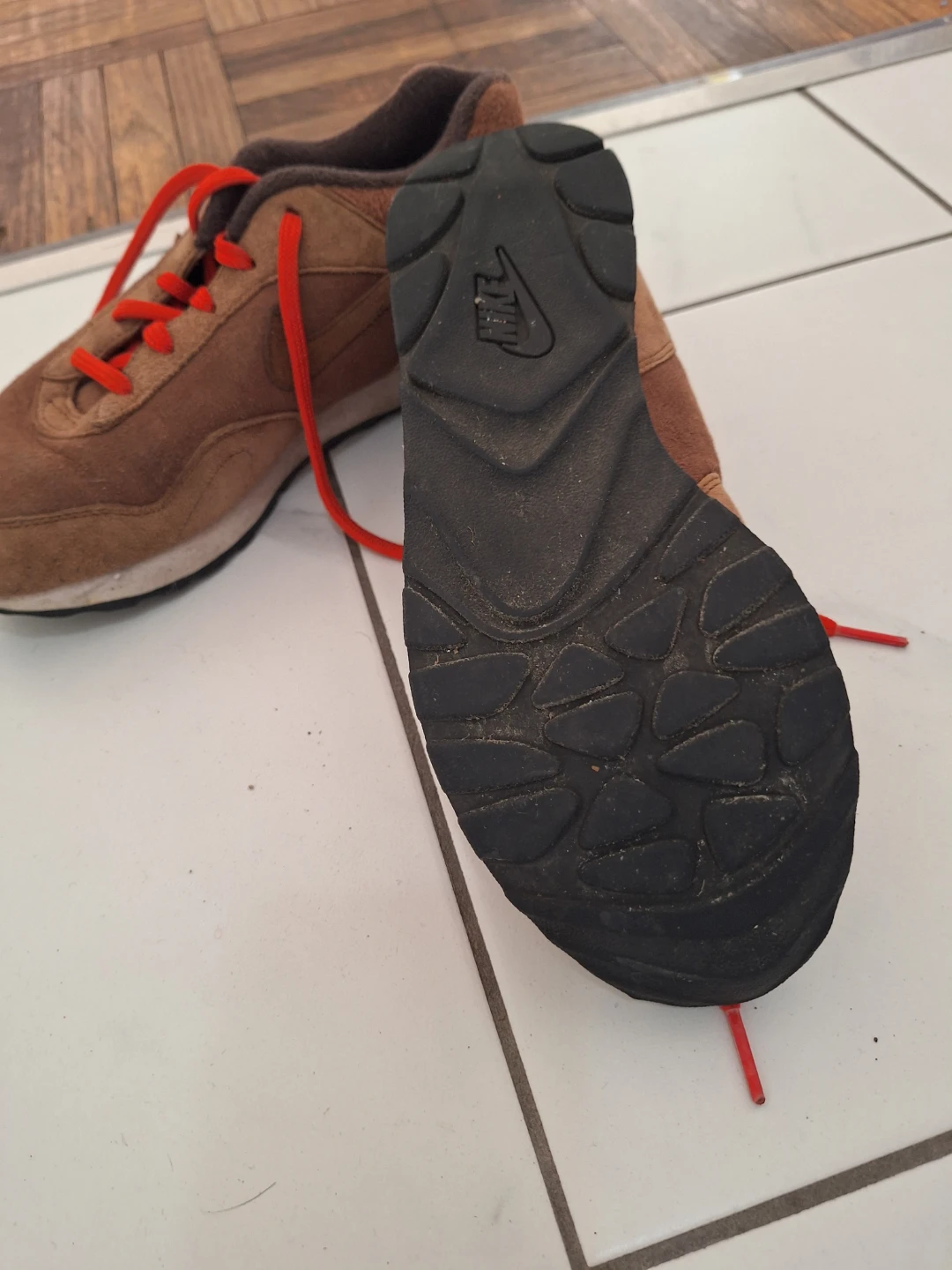 Nike Brown Sneakers - photo 3