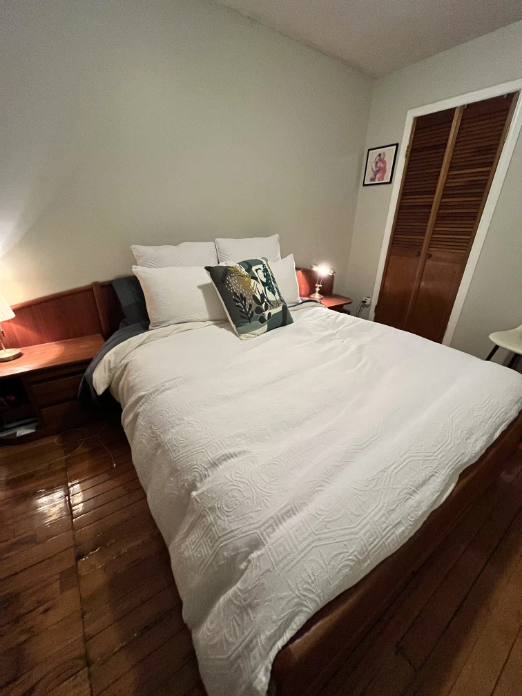 Danish teak mid century modern queen bed frame - photo 3