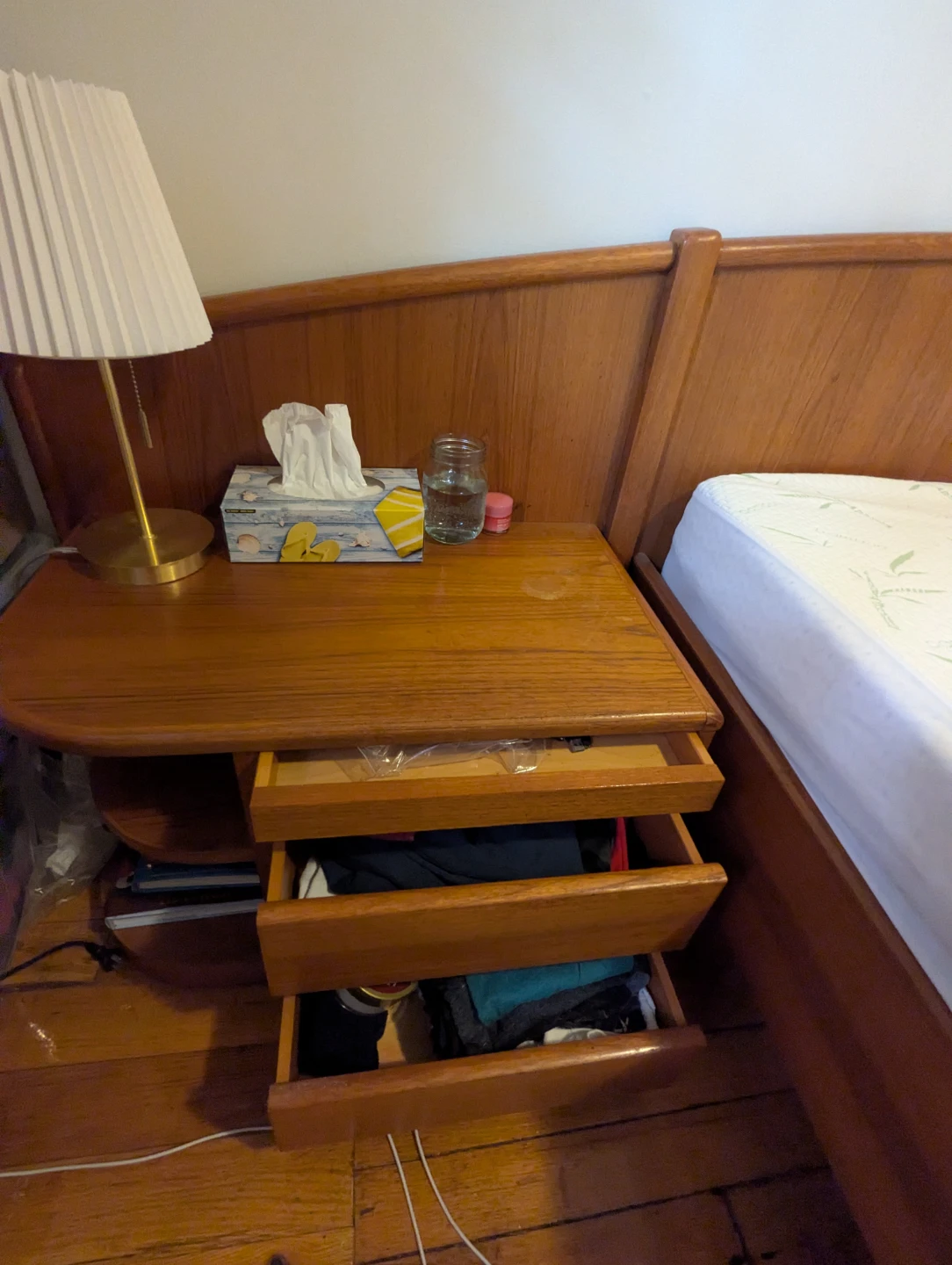 Danish teak mid century modern queen bed frame - photo 5