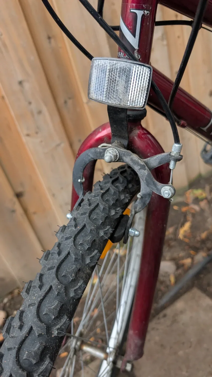 Northland Mistral Shimano 21 Speed Bike image indicator(2)