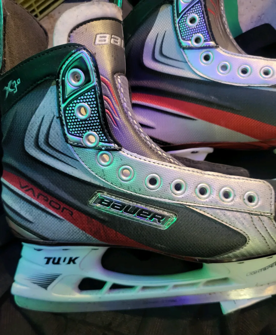 Bauer Vapor X3.0 Ice Hockey Skates - Size 8.5