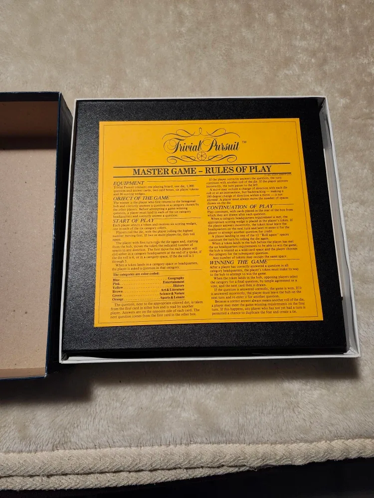 Trivial Pursuit Master Game - Genus Edition (1981) image indicator(2)