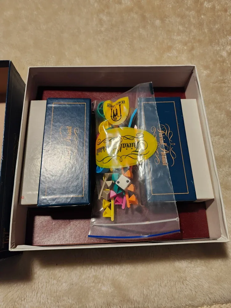 Trivial Pursuit Master Game - Genus Edition (1981) image indicator(3)