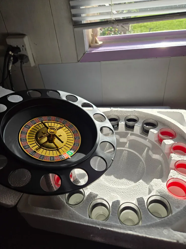 Shot Glass Chess Set & Drinking Roulette Game image indicator(2)