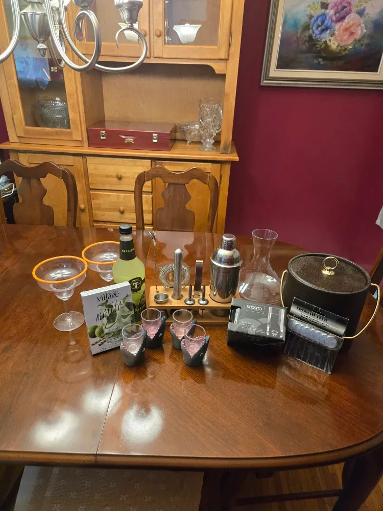 Shot Glass Chess Set & Drinking Roulette Game image indicator(6)