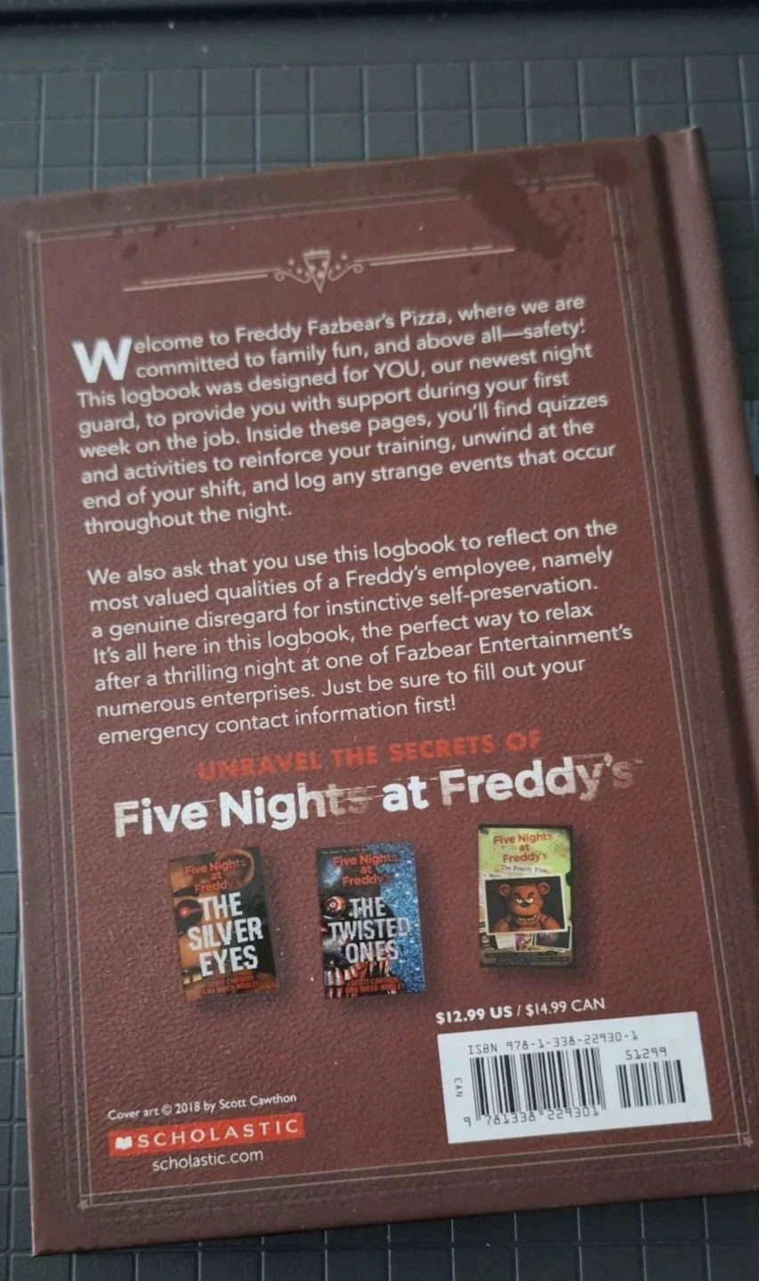 Five Nights at Freddy's Survival Logbook - photo 2