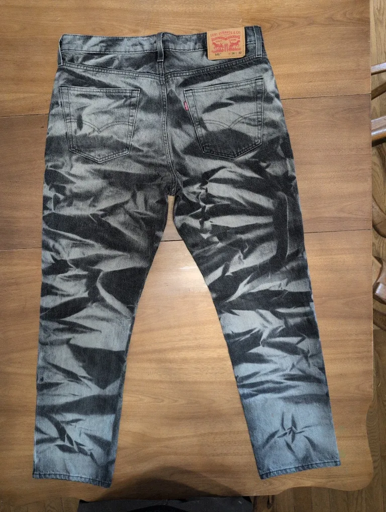 Levi's 541 Athletic fit Jeans image indicator(2)