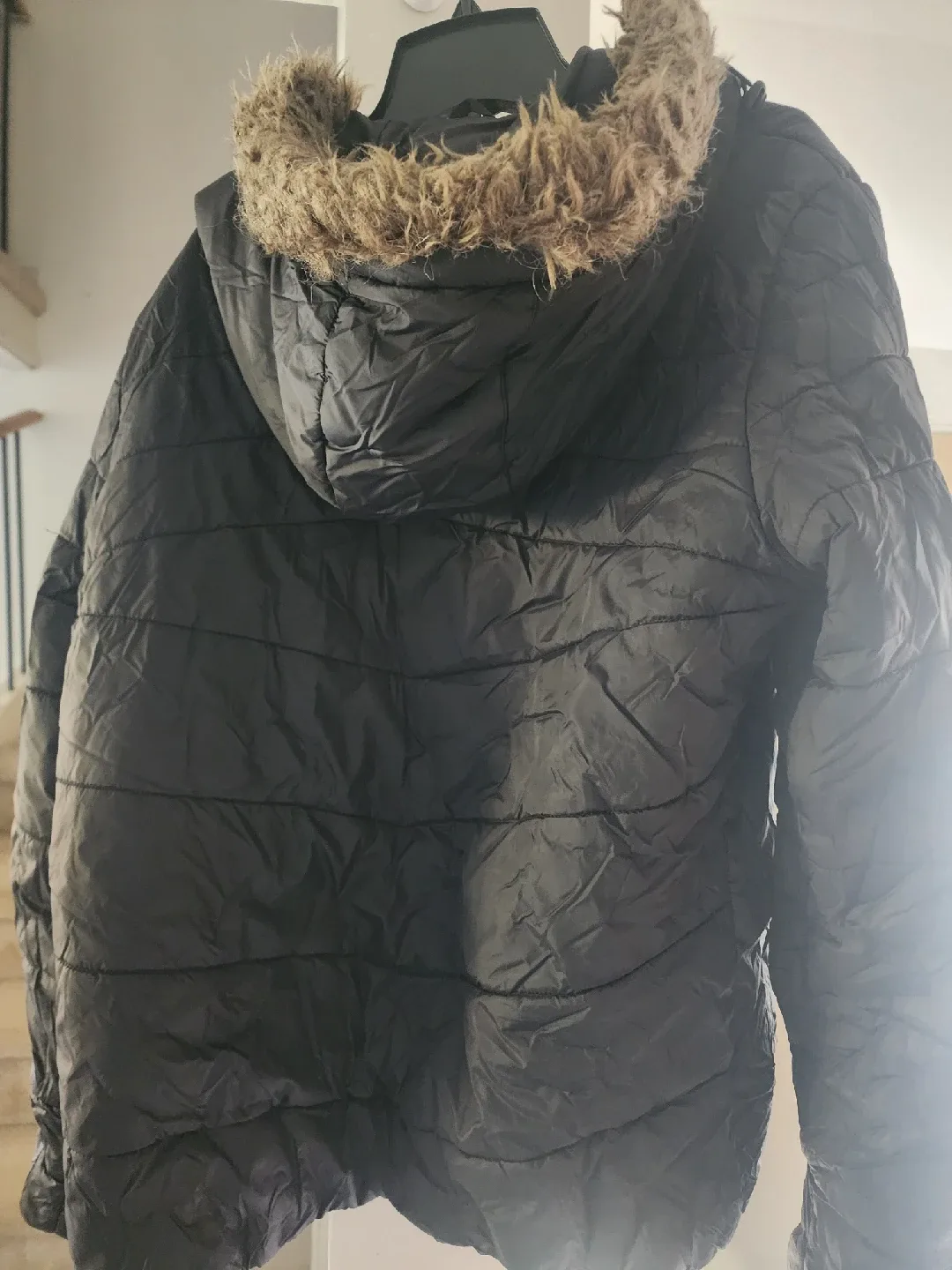 Originals by Jack & Jones Black Puffer Jacket image indicator(2)