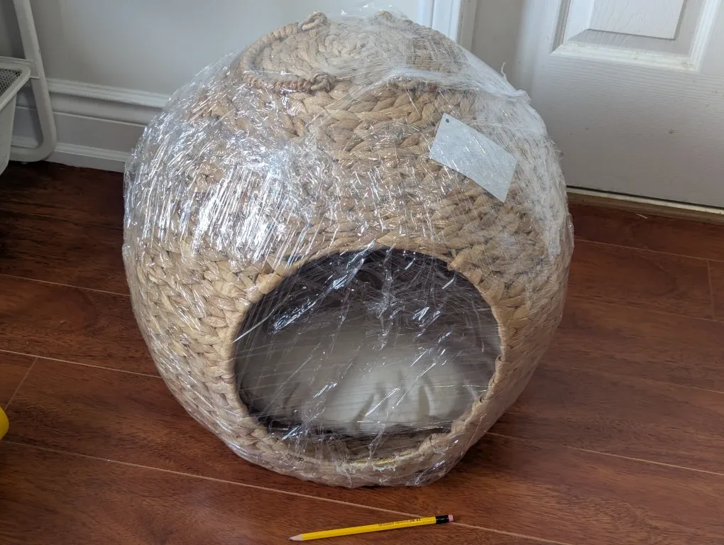 Pet House / Cat House