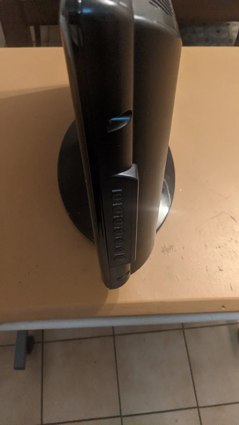 Insignia LCD TV & DVD Player - Model NS-LTDVD19-09CA image indicator(3)