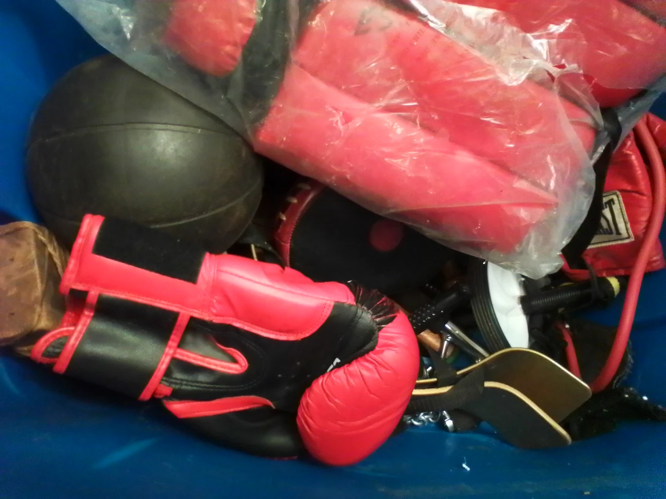 Mixed Martial Arts (MMA) Gear - photo 4