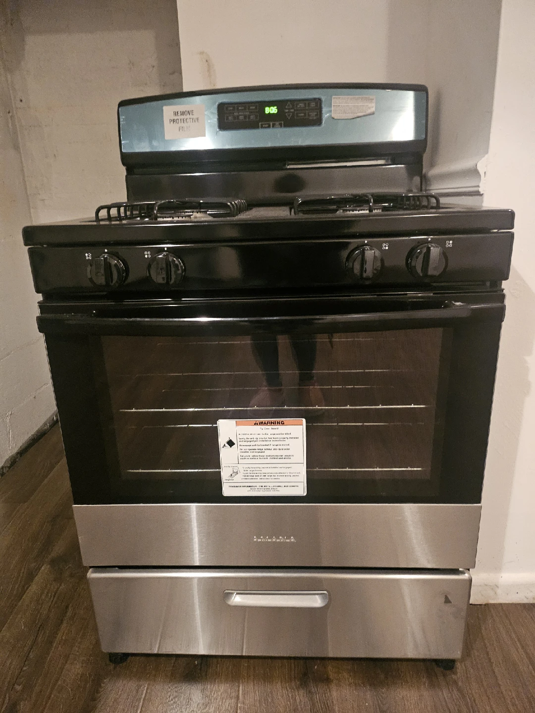 Amana Black Gas Range Stove