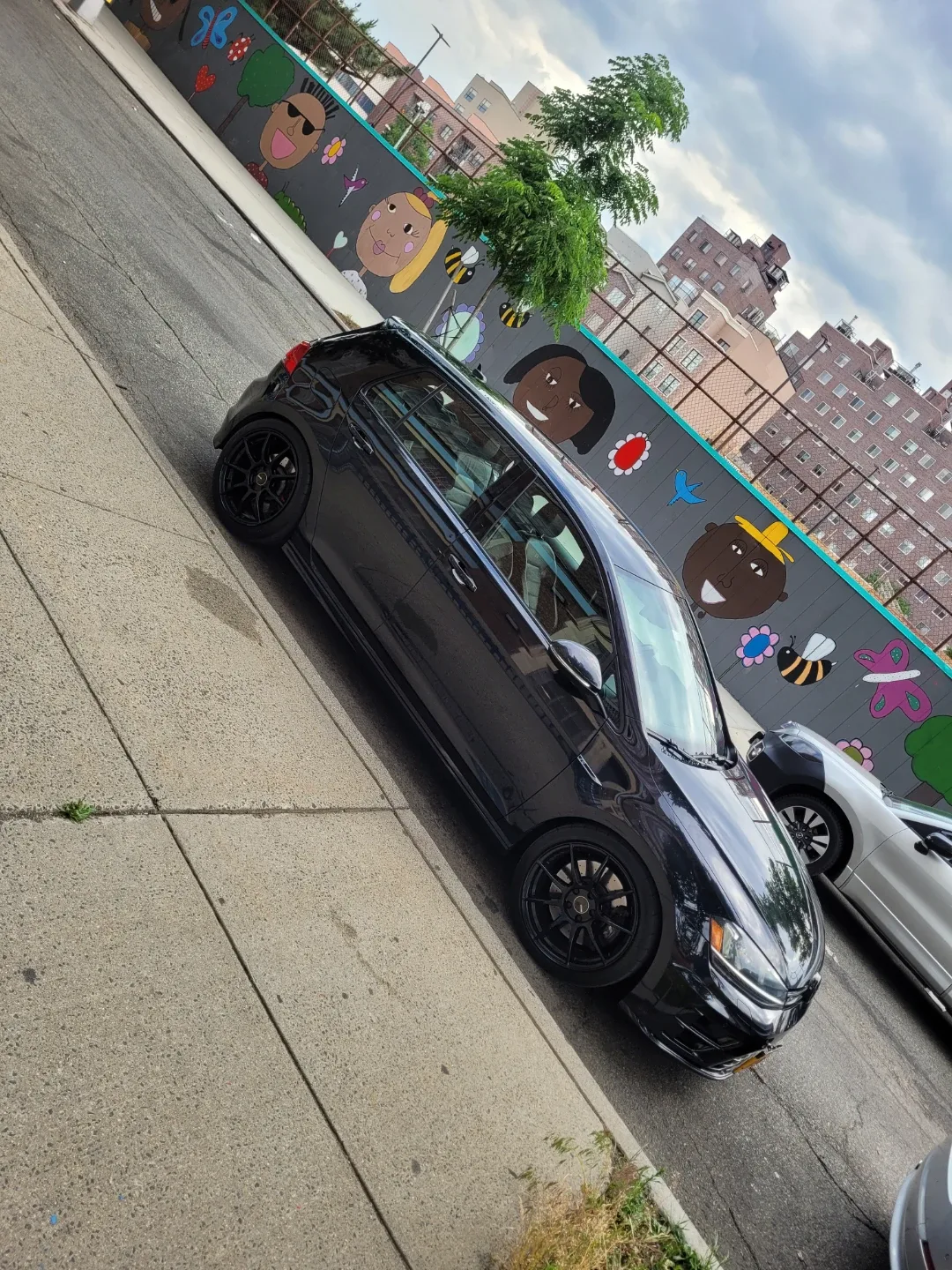 Black Volkswagen Golf R image indicator(3)