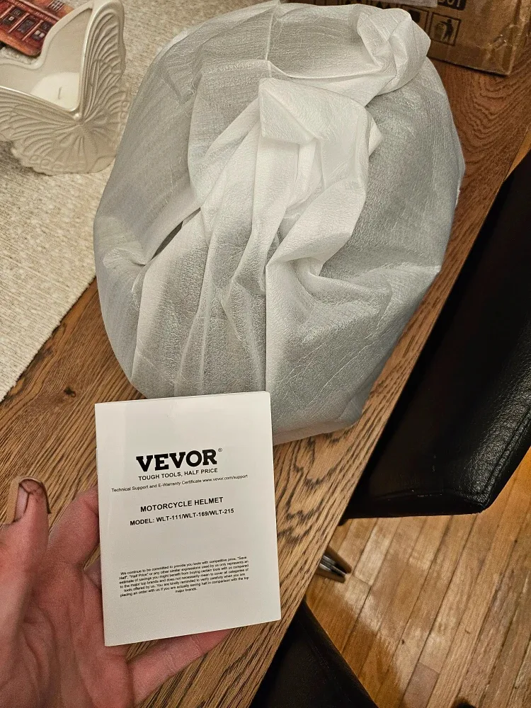 Vevor Motorcycle Helmet Size Medium image indicator(4)