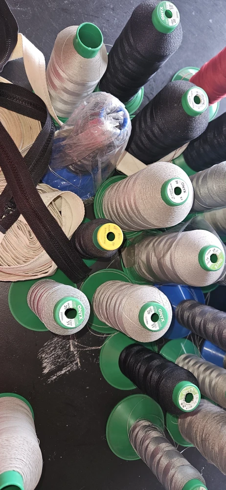 Lot of Onyx Thread Spools - Sewing Supplies - photo 5