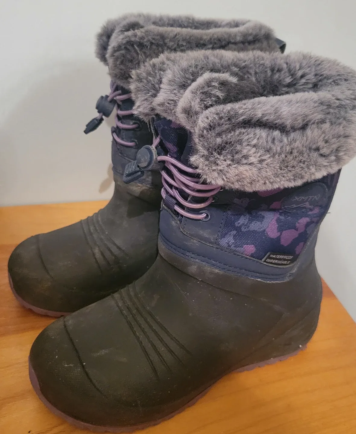 XMTN Winter Boots - Size 2