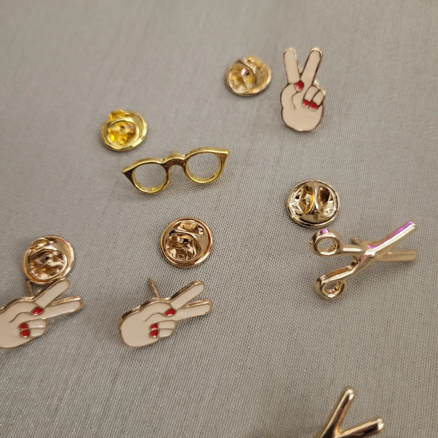 1/2" Pins Brand New without Tags 3.00 or 2 for 5.00 image indicator(5)